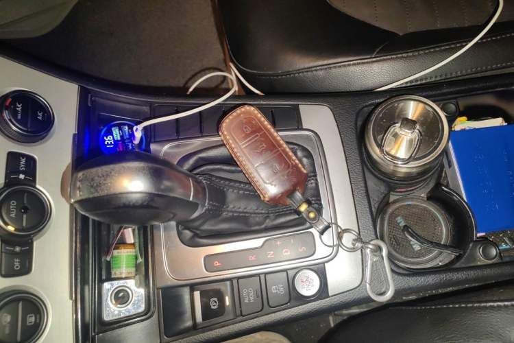 Used Volkswagen Magotan 2015 Revised Version 2.0 TSI Luxury Edition Gear Lever