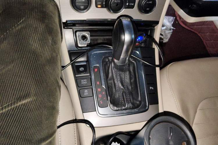 Used Volkswagen Magotan 2015 1.8TSI Advanced Model Gear Lever