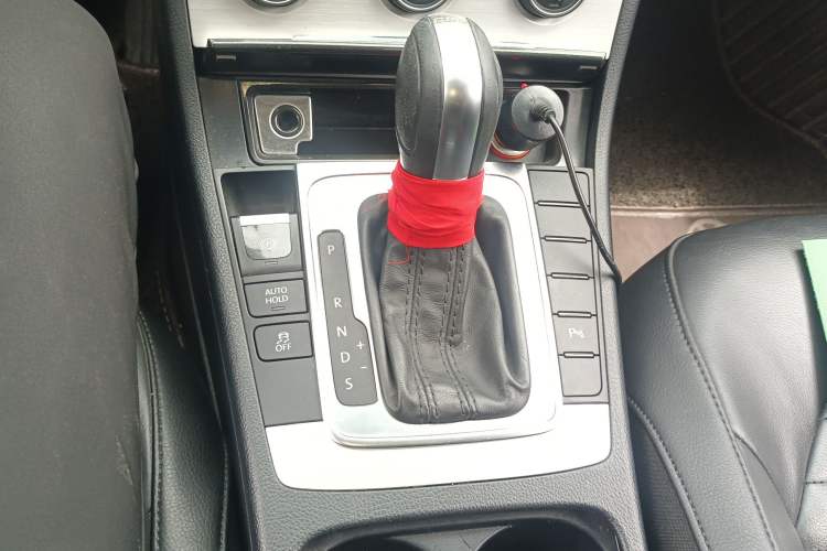 Used Volkswagen Magotan 2015 1.8TSI Advanced Model Gear Lever