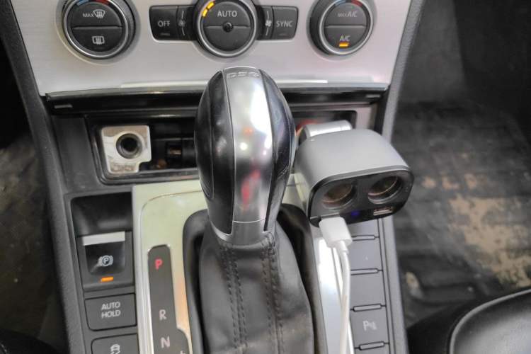 Used Volkswagen Magotan 2015 1.8TSI Advanced Model Gear Lever