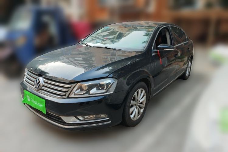 Used Volkswagen Magotan 2015 2.0 TSI Luxury Model Guazi used car, China used car export, Used car for sale, Used  cars, Cheapest cars for sale