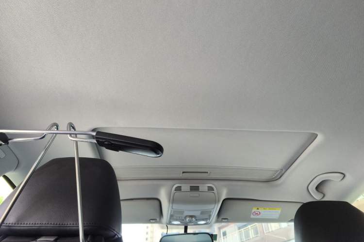 Used Volkswagen Magotan 2015 Revised Version 2.0 TSI Luxury Edition Headliner