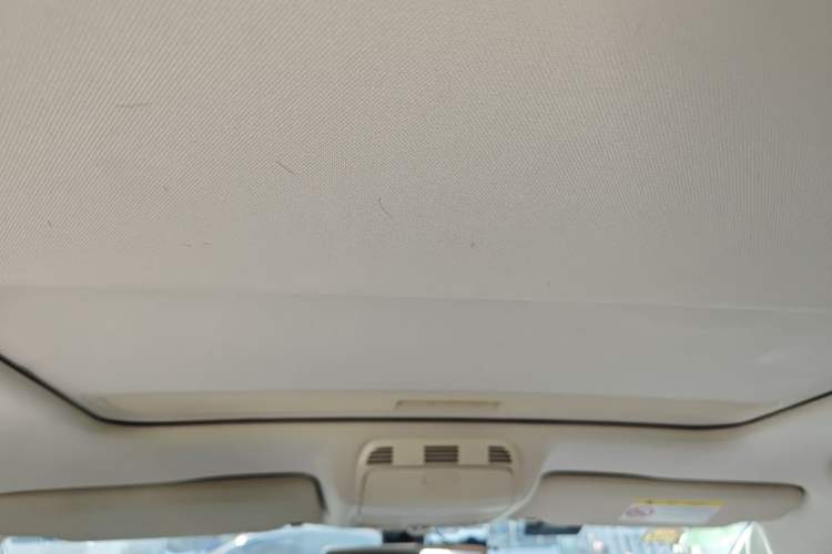 Used Volkswagen Magotan 2015 Revised Version 2.0 TSI Prestige Edition Headliner