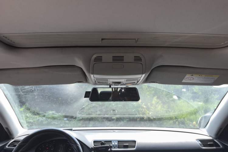 Used Volkswagen Magotan 2015 1.8TSI Advanced Model Headliner