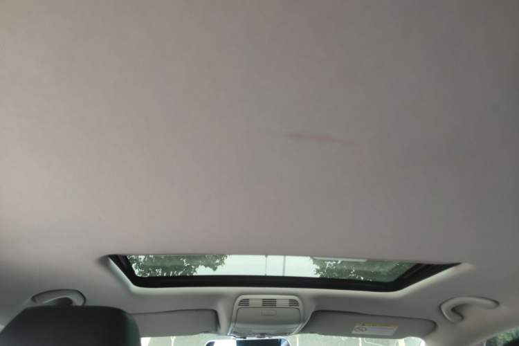 Used Volkswagen Magotan 2015 Revised Version 2.0 TSI Luxury Edition Headliner