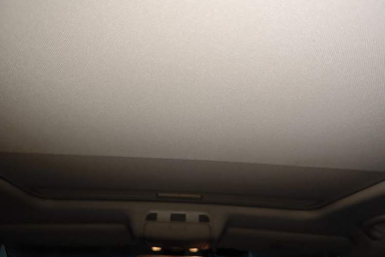 Used Volkswagen Magotan 2015 Revised Version 2.0 TSI Prestige Edition Headliner