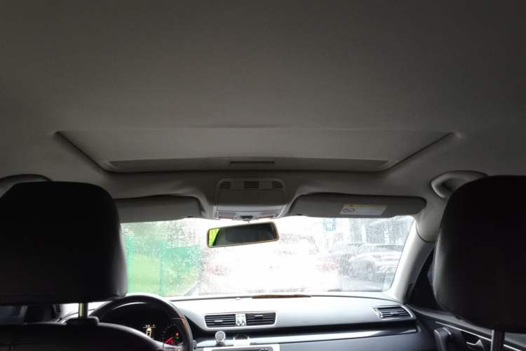 Used Volkswagen Magotan 2015 1.8TSI Luxury Model Headliner