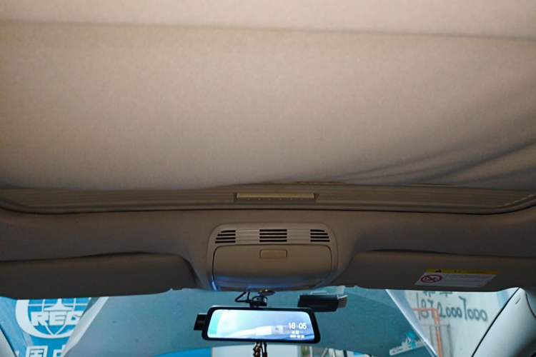 Used Volkswagen Magotan 2015 1.8TSI Advanced Model Headliner