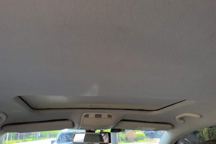 Used Volkswagen Magotan 2015 2.0 TSI Prestige Model Headliner