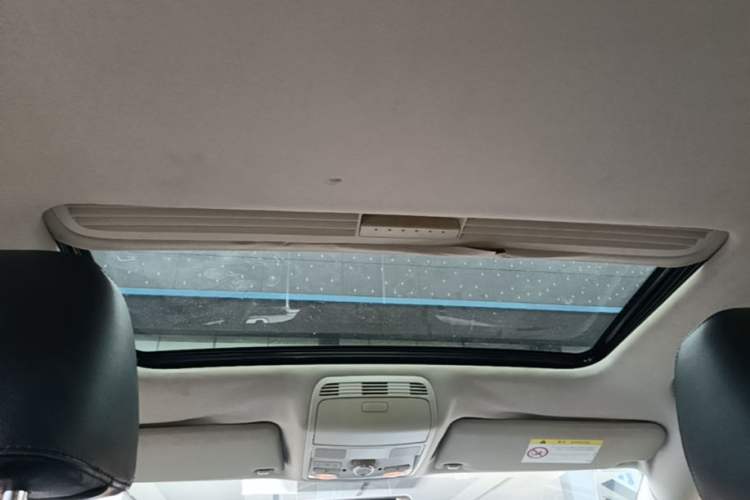 Used Volkswagen Magotan 2015 1.8TSI Advanced Model Headliner