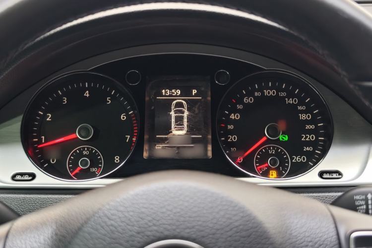 Used Volkswagen Magotan 2015 1.8TSI Advanced Model Instrument Cluster