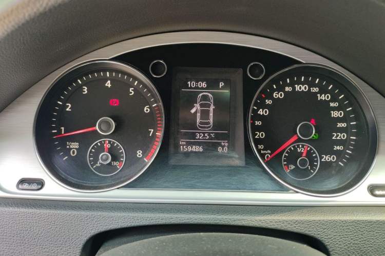 Used Volkswagen Magotan 2015 1.8TSI Comfort Model Instrument Cluster