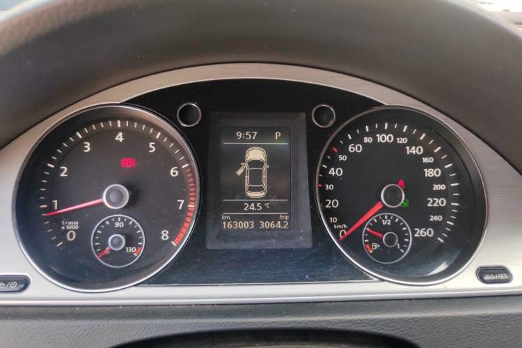 Used Volkswagen Magotan 2015 1.8TSI Advanced Model Instrument Cluster