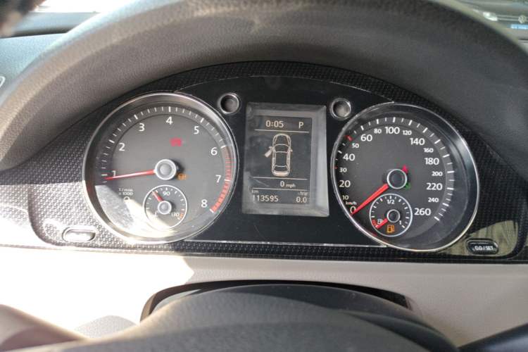 Used Volkswagen Magotan 2015 Facelift 1.8TSI Luxury Model Instrument Cluster