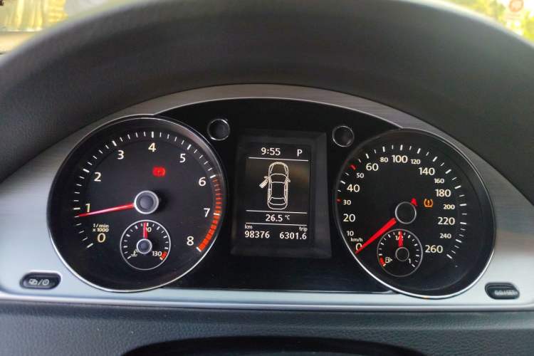 Used Volkswagen Magotan 2015 1.8TSI Advanced Model Instrument Cluster