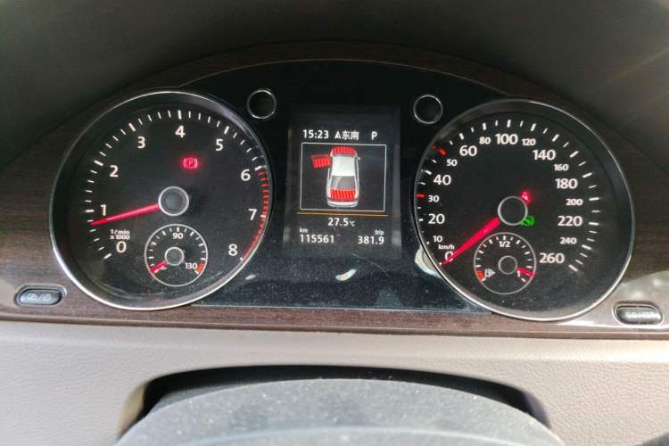 Used Volkswagen Magotan 2015 2.0 TSI Prestige Model Instrument Cluster