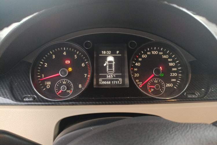 Used Volkswagen Magotan 2015 1.8TSI Advanced Model Instrument Cluster