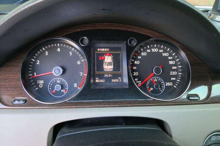 Used Volkswagen Magotan 2015 1.8TSI Prestige Model Instrument Cluster