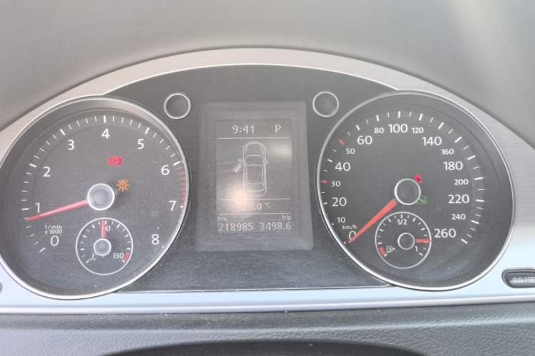 Used Volkswagen Magotan 2015 1.8TSI Advanced Model Instrument Cluster