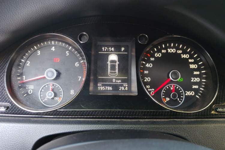 Used Volkswagen Magotan 2015 1.8TSI Luxury Model Instrument Cluster