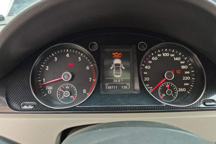 Used Volkswagen Magotan 2015 Facelift 1.8TSI Luxury Model Instrument Cluster