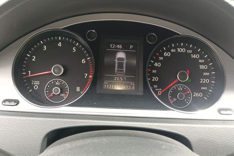 Used Volkswagen Magotan 2015 1.8TSI Advanced Model Instrument Cluster