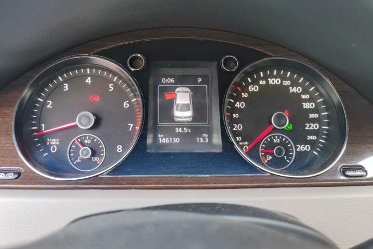 Used Volkswagen Magotan 2015 1.8TSI Prestige Model Instrument Cluster