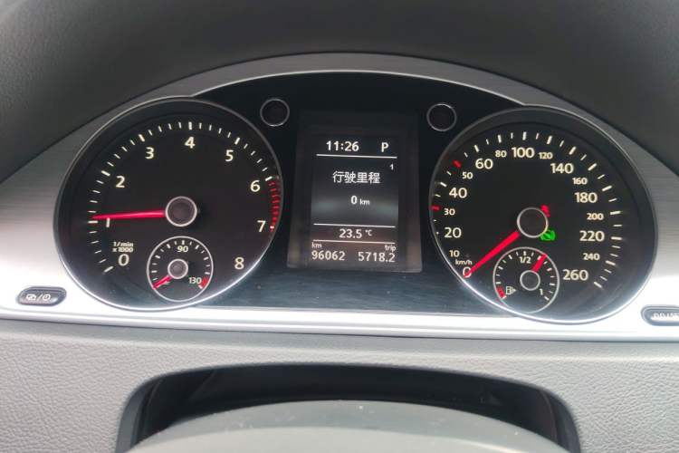 Used Volkswagen Magotan 2015 1.8TSI Advanced Model Instrument Cluster
