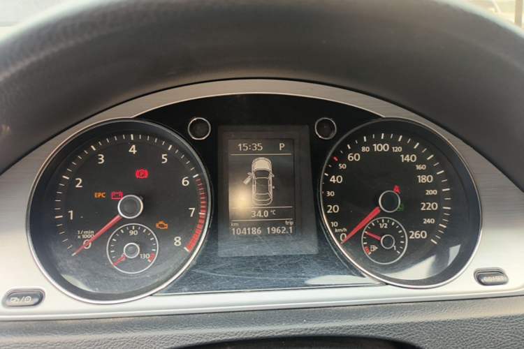 Used Volkswagen Magotan 2015 1.8TSI Advanced Model Instrument Cluster