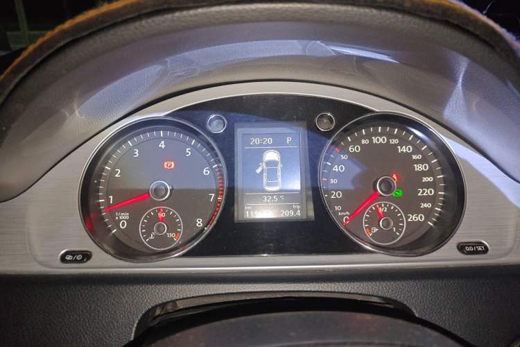 Used Volkswagen Magotan 2015 1.8TSI Advanced Model Instrument Cluster