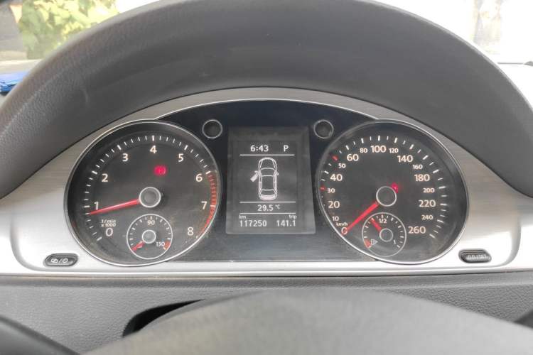 Used Volkswagen Magotan 2015 1.8TSI Advanced Model Instrument Cluster