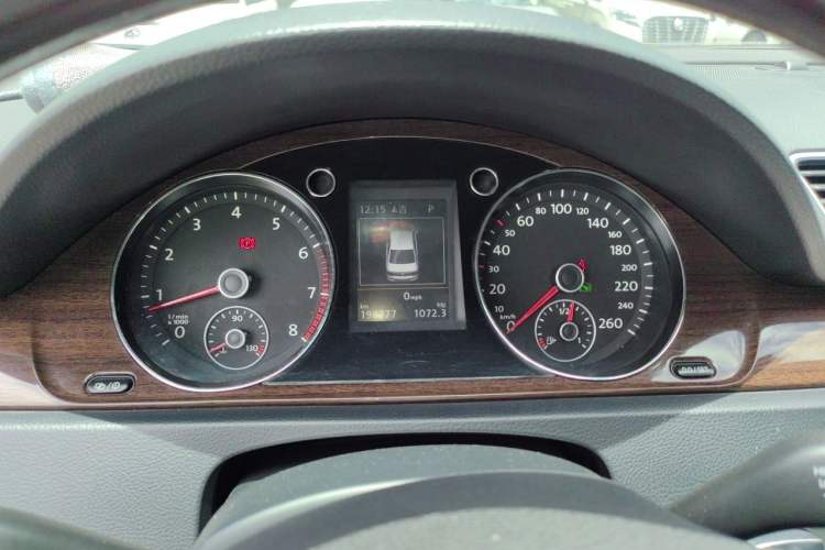 Used Volkswagen Magotan 2015 2.0 TSI Prestige Model Instrument Cluster