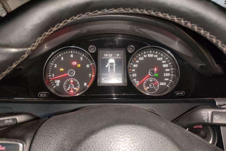 Used Volkswagen Magotan 2015 1.8TSI Luxury Model Instrument Cluster