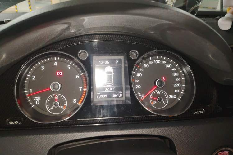 Used Volkswagen Magotan 2015 Facelift 1.8TSI Luxury Model Instrument Cluster