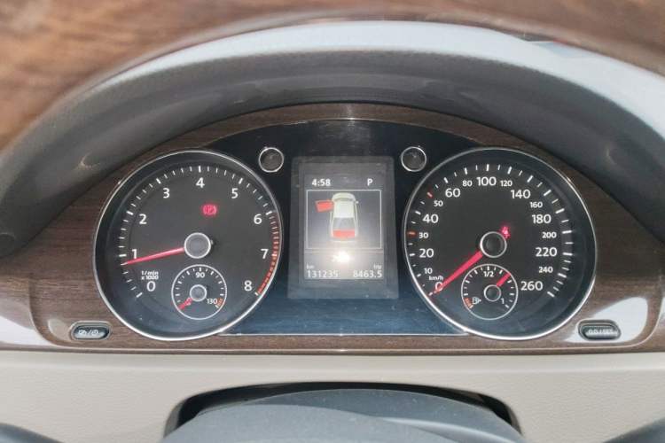 Used Volkswagen Magotan 2015 1.8TSI Prestige Model Instrument Cluster