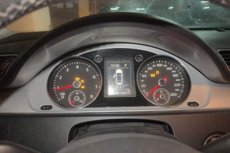 Used Volkswagen Magotan 2015 1.8TSI Advanced Model Instrument Cluster