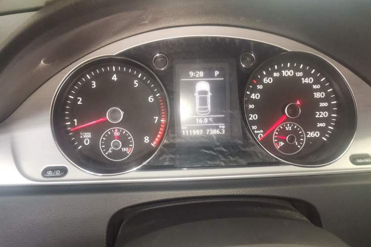 Used Volkswagen Magotan 2015 1.8TSI Advanced Model Instrument Cluster