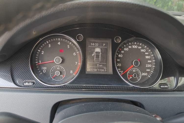 Used Volkswagen Magotan 2015 1.8TSI Luxury Model Instrument Cluster