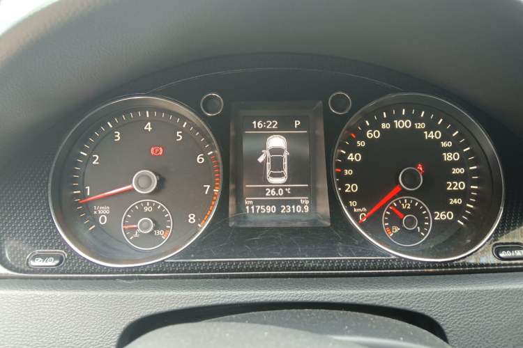 Used Volkswagen Magotan 2015 Facelift 1.8TSI Luxury Model Instrument Cluster
