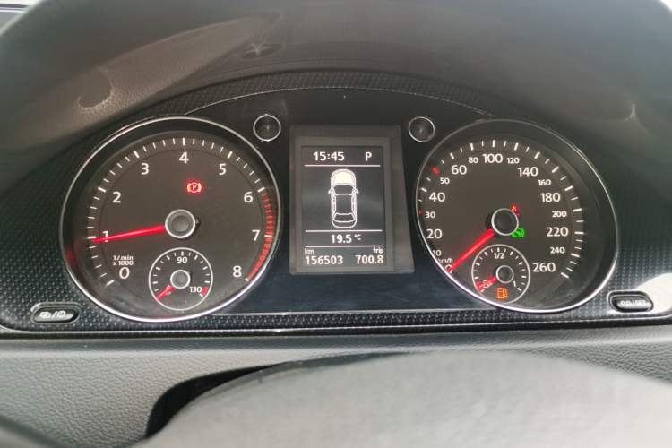 Used Volkswagen Magotan 2015 Revised Version 2.0 TSI Luxury Edition Instrument Cluster