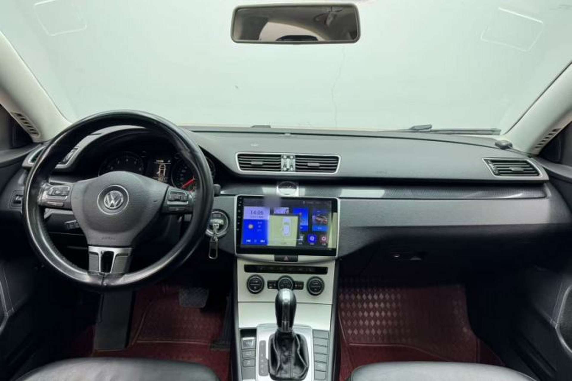 Used Volkswagen Magotan 2015 1.8TSI Luxury Model Interior 3