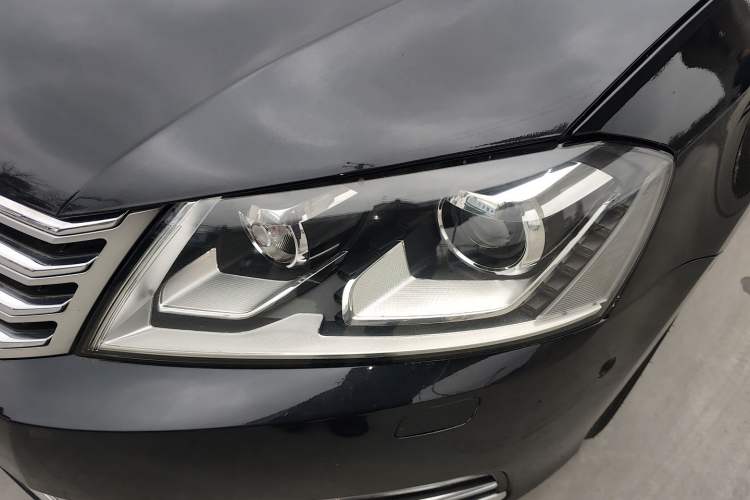 Used Volkswagen Magotan 2015 Revised 1.8TSI Prestige Version Left Front Headlight