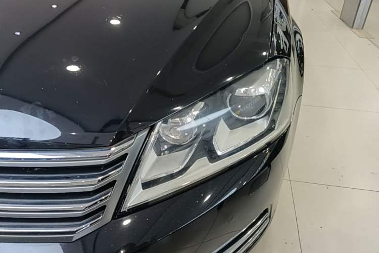 Used Volkswagen Magotan 2015 Facelift 1.8TSI Luxury Model Left Front Headlight