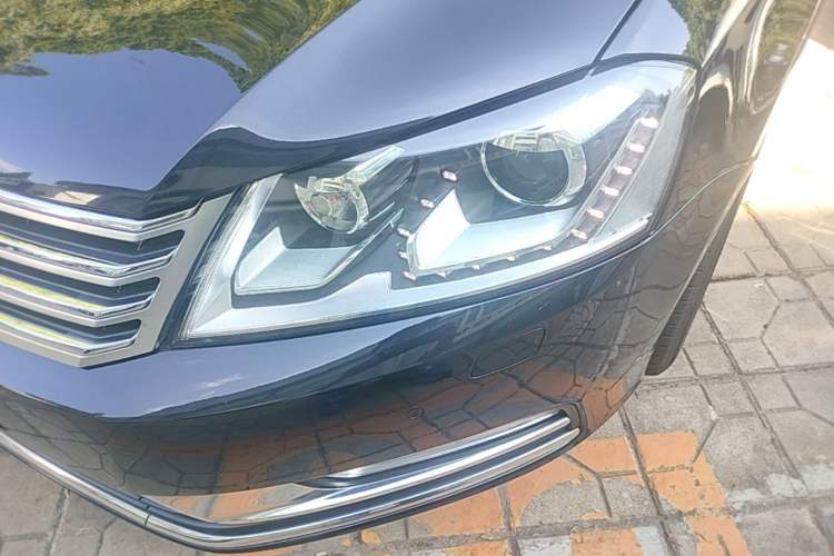 Used Volkswagen Magotan 2015 1.8TSI Advanced Model Left Front Headlight