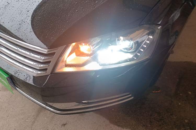 Used Volkswagen Magotan 2015 Facelift 1.8TSI Luxury Model Left Front Headlight