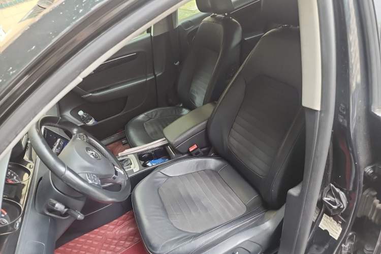 Used Volkswagen Magotan 2015 1.8TSI Luxury Model Left Front Seat