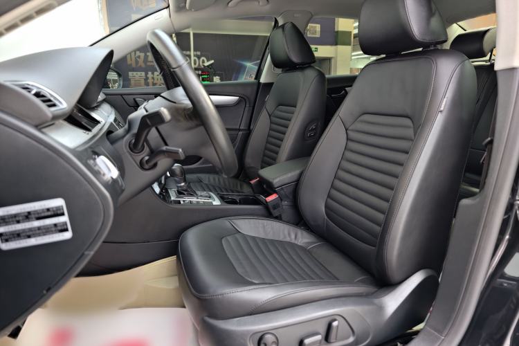 Used Volkswagen Magotan 2015 1.8TSI Advanced Model Left Front Seat