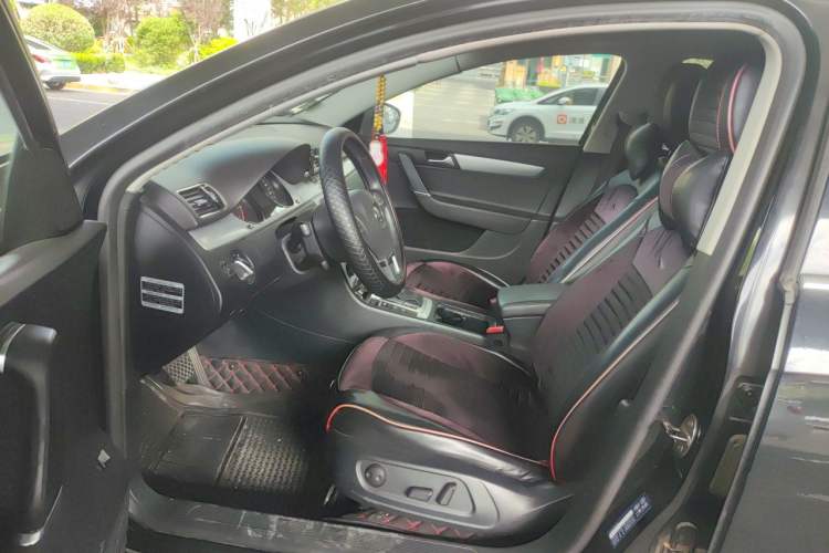 Used Volkswagen Magotan 2015 1.8TSI Advanced Model Left Front Seat