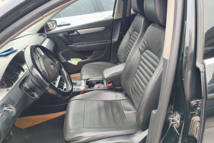 Used Volkswagen Magotan 2015 1.8TSI Advanced Model Left Front Seat