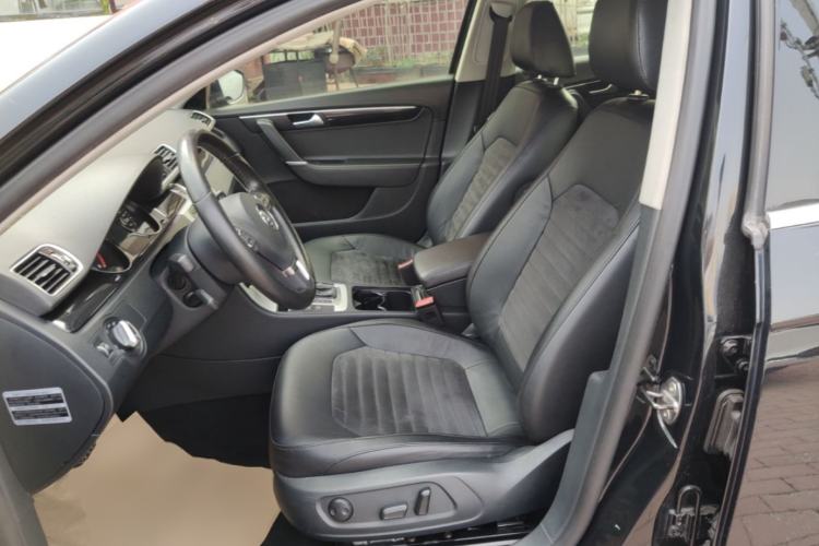 Used Volkswagen Magotan 2015 1.8TSI Luxury Model Left Front Seat